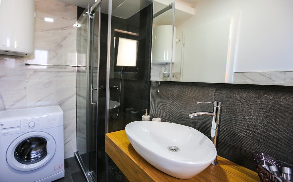 New Lux Apartment Нови-Сад Экстерьер фото